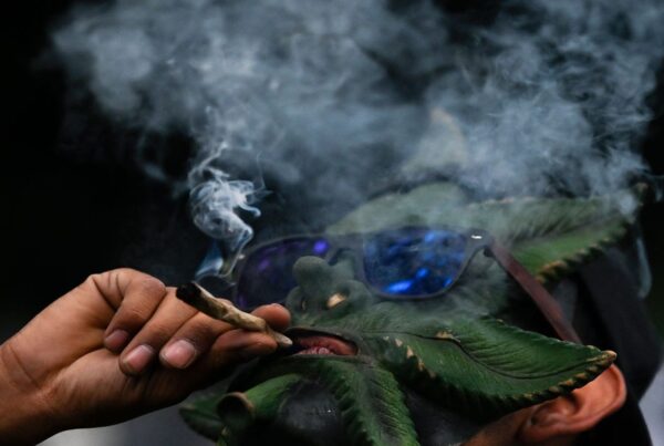 Happy 4/20 day! Is it legal to smoke weed in Florida? Here&#8217;s a look at the state&#8217;s marijuana laws